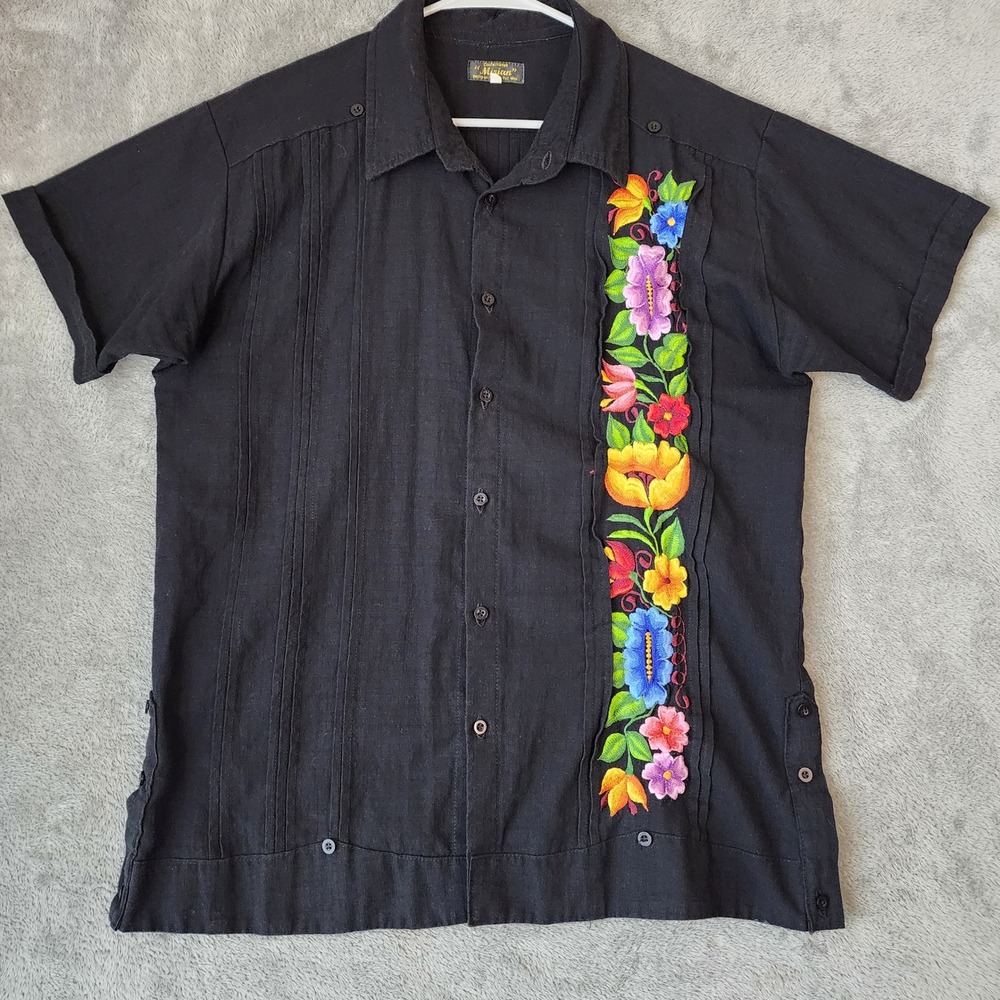Confecciones Mirian Shirt Mens Size 40 Black Floral Embroidered Guayabera Mexico